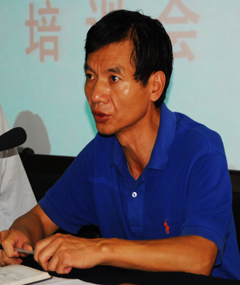 校长:刘正林
