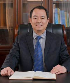 李新民