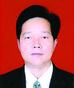 李奕凌