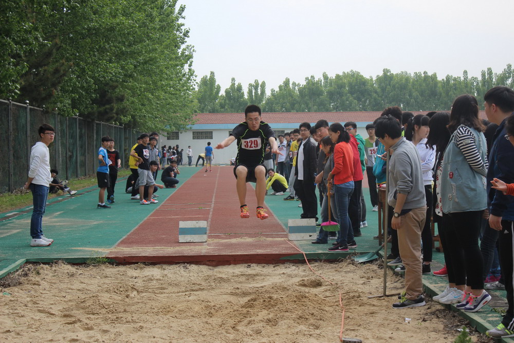 山东莱山一中